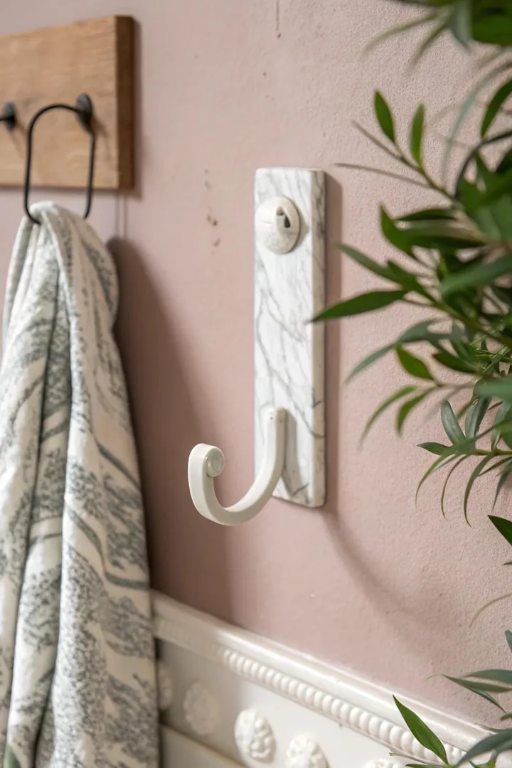Elevate your kitchen's elegance with a minimalist marble-effect clay hook—where simplicity meets luxury.